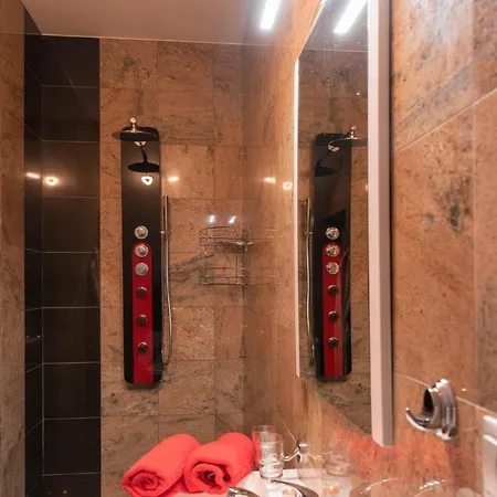 Romanticky Wellness Heinz Hotel